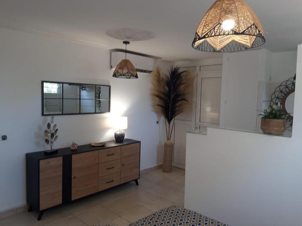 La Romarine - Chambre Pampa Le Gosier  Extérieur photo